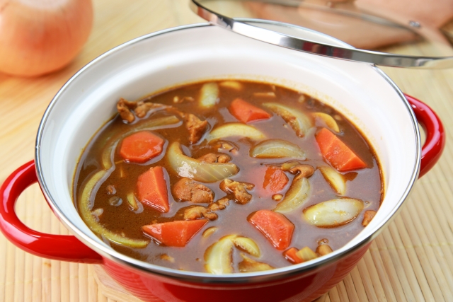 なぜカレーは2日目がうまいのか？味が進化する理由を団子的に解剖した