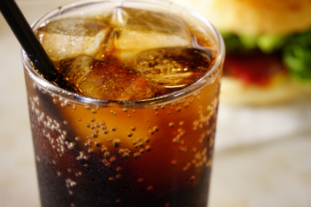 【ペプシマンとは】なぜ消えた?誕生の理由とゲーム版の狂気を振り返る