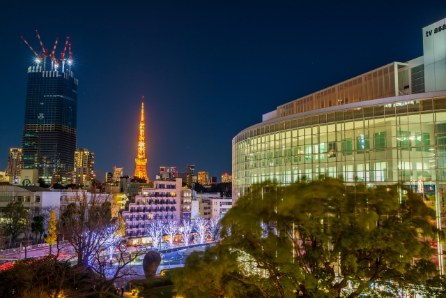 ディズニー&ピクサー映画『カーズ』感想|都会に憧れたスピード狂が、“誰も見てない町”で人生を変えるまで【Disney】