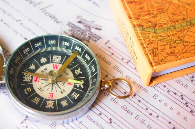 【考察】雨穴さんの『変な家』がここまでバズった理由|間取りホラーという新ジャンルの発明と“文化”になった背景を読み解く【変な地図】